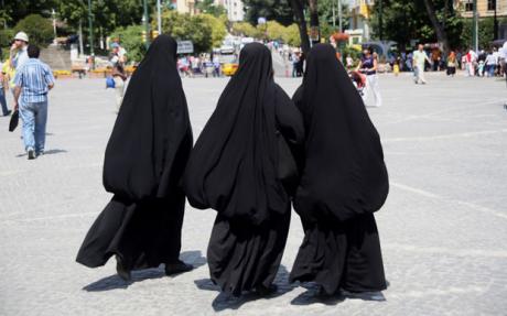 Israeli rabbis clamp down on burka