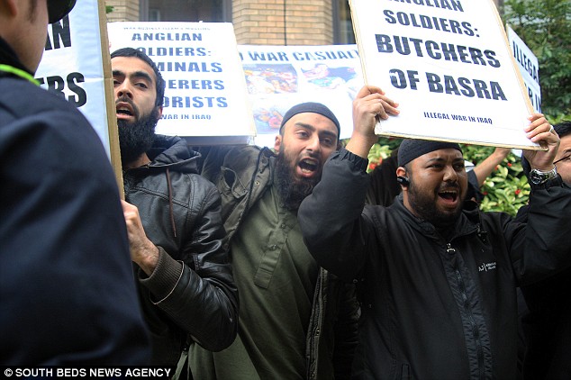 anti-war protest in Luton